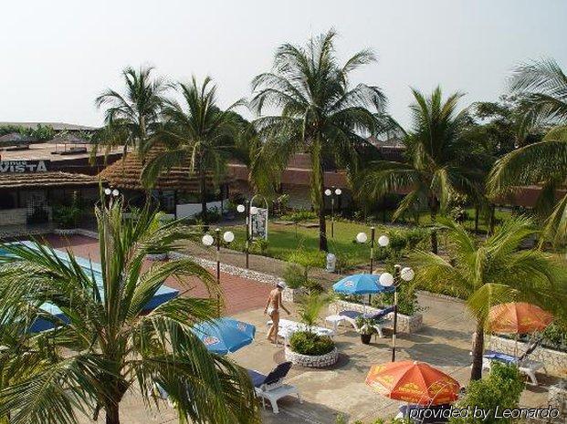 Riviera Royal Hotel Conakry Eksteriør billede